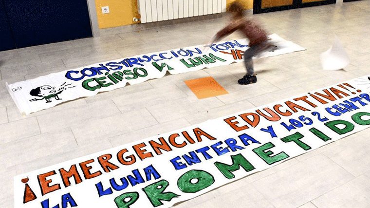 2.000 personas suscriben el manifiesto por la emergencia educativa