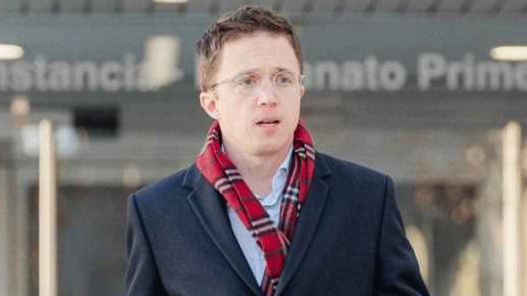 Errejón acusa a Mouliáa de 'actitud obstruccionista' al no entregar al juez todo lo que ha pedido