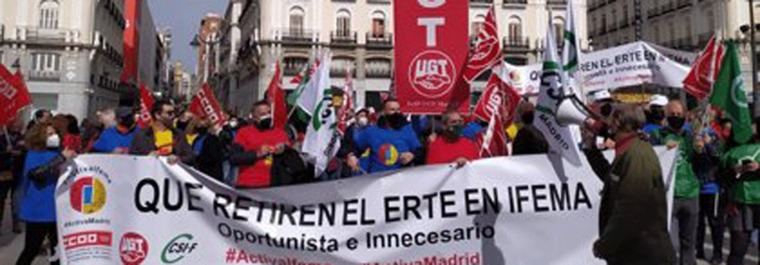 Trabajadores de Ifema protestan ante Cibeles contra el ERTE