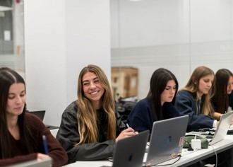 ESERP invierte 1,2 millones en becas para formación en tecnologías emergentes