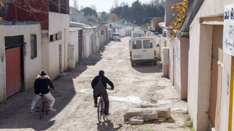 El Ayuntamiento creará un espacio de reuniones, talleres y actividades culturales en la Cañada