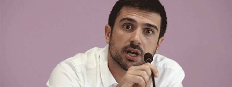 Espinar: Vendió su vivienda protegida 'porque no podía pagarla'