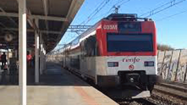 La C-2, C-7 y C-8 sufren retrasos tras ser arrollada una persona en la estación de Vallecas