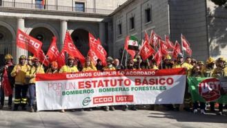 Aprobadas las normas básicas para 20.000 bomberos y agentes forestales