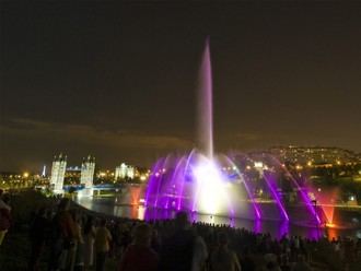 Espectáculo de Agua, Luz y Sonido en el Parque Europa Este Fin de Semana