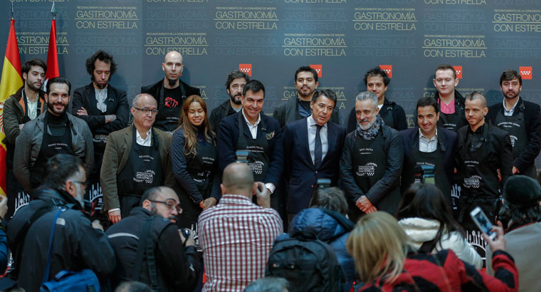 Los chefs madrileños ganadores de la estrella Michelin toman la Real Casa de Correos