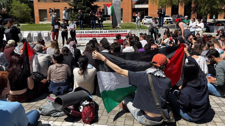 Acampada de estudiantes en la UCM y la UAM para exigir el fin de la guerra de Gaza