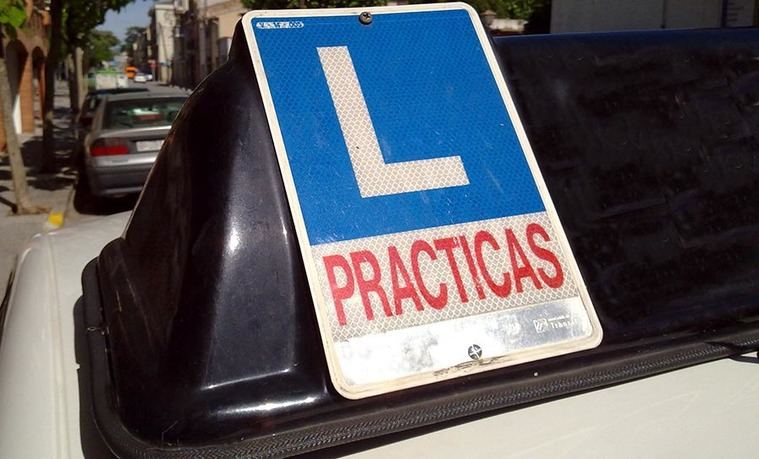DGT suspende temporalmente los exámenes de conducir en toda España