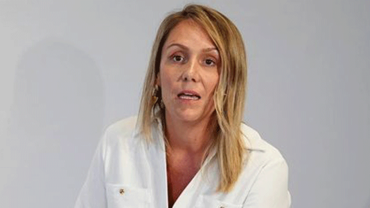 Feijóo eigle a Alma Ezcurra, eurodiputada próxima a Ayuso, como nueva vicesecretaria de Coordinación Sectorial del PP