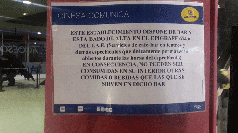 Facua denuncia a cines madrileños por prohibir acceso con bebidas del exterior