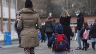 La FAPA denuncia el protocolo de actuación ante casos Covid en los colegios por 
