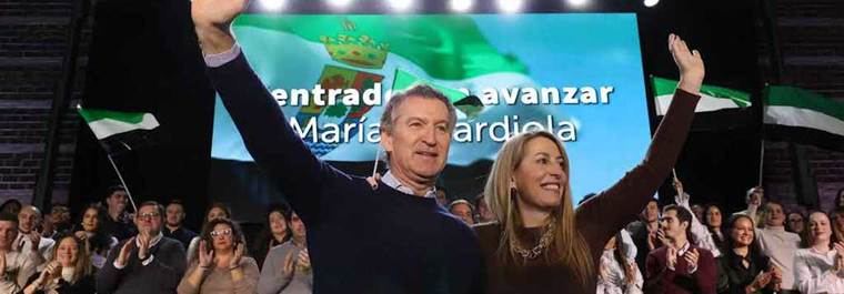 Feijóo y Guardiola en un acto reciente de la precampaña extremeña