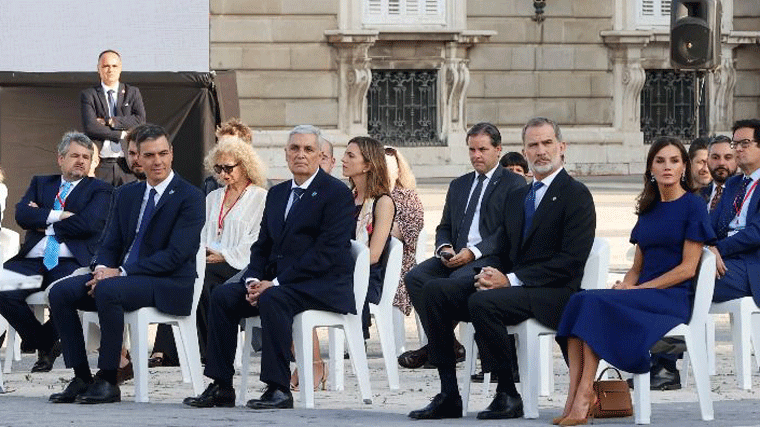 El Rey en el homenaje a las víctimas de la pandemia: 'Legado de aquellos tiempos difíciles'