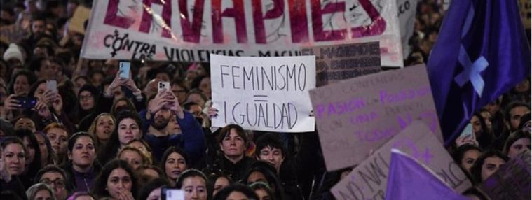El feminismo toma las calles pero de nuevo dividido: 20 manifestaciones en Madrid