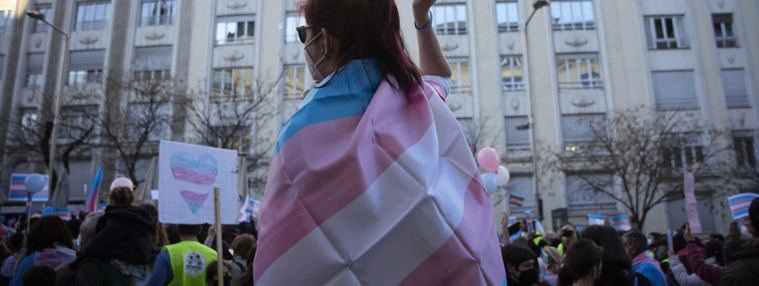 La Ley Trans mina al PSOE: Feministas socialistas acusan de 'cobardía' y de inconstitucionalidad