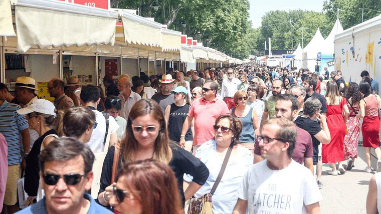 Tres librerías dan un toque de 'atención' a la Feria del Libro de Madrid y convocan `Libros sin Feria´