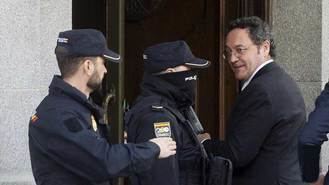 Choque entre la defensa del fiscal general y la UCO: Los agentes vuelven a señalar como filtrador a García Ortiz