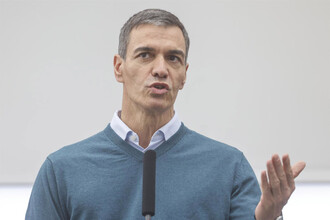 Sánchez plantea gravar a ultrarricos y blindar la subida de pensiones
