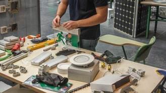 CCOO alerta que 60.000 jóvenes no han podido matricularse en FP, Madrid lo niega