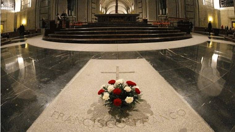 El Congreso vota este martes si se exhuma a Franco del Valle de los Caídos