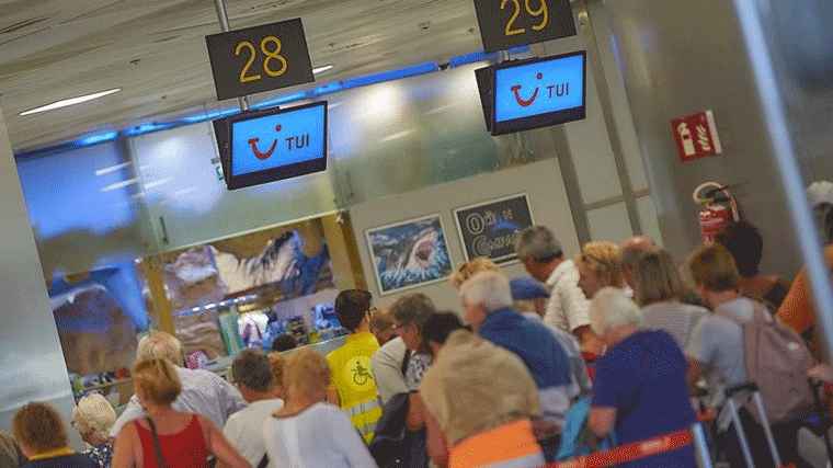 CSIF pide 'restringir' las fronteras con zonas de alto riesgo por el Covid19