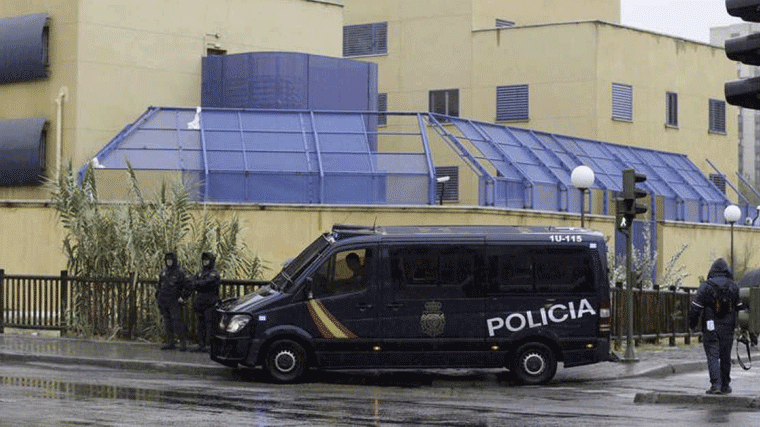 Detenidos cuatro de los trece fugados del Centro de Internamiento de Extranjero de Aluche