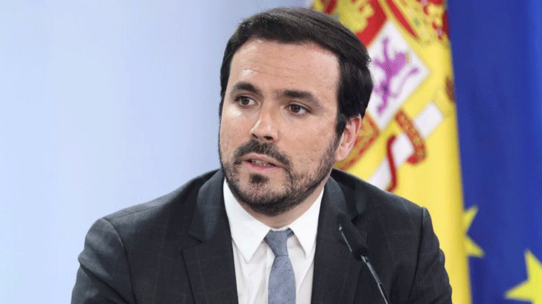 Garzón: El Gobierno negocia hacer más selectiva la bonificación al combustible según la renta