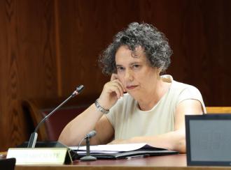 La secretaría de Zapatero no declara en el Senado invocando su imputación en el caso Plus Ultra