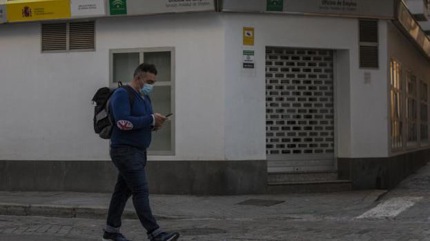 Más de 900.000 afectados por ERTEs no han cobrado todavía, según el Colegio de Gestores