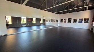 Renovación de aulas en la Escuela de Danza Antonio Gades para más de 500 alumnas