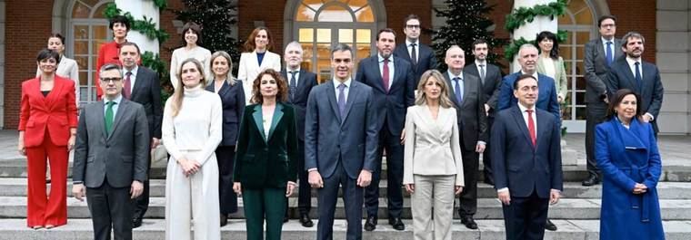 ¿Sánchez tiene prohibido dimitir a sus ministros?