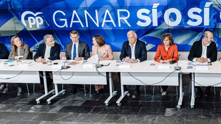 `Génova´ ve un Gobierno 'roto': 'Han pasado de la coalición a la colisión y ahora la demolición'
