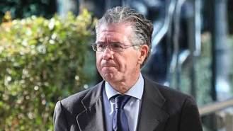 Francisco Grandos vuelve a sentarse en el banquillo por presuntos amaños en los contratos de fiestas populares en municipios