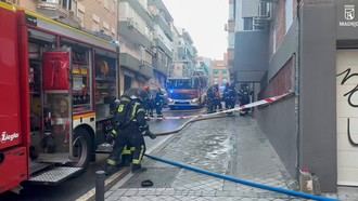 Incendio en Ciudad Lineal deja siete personas atendidas por humo