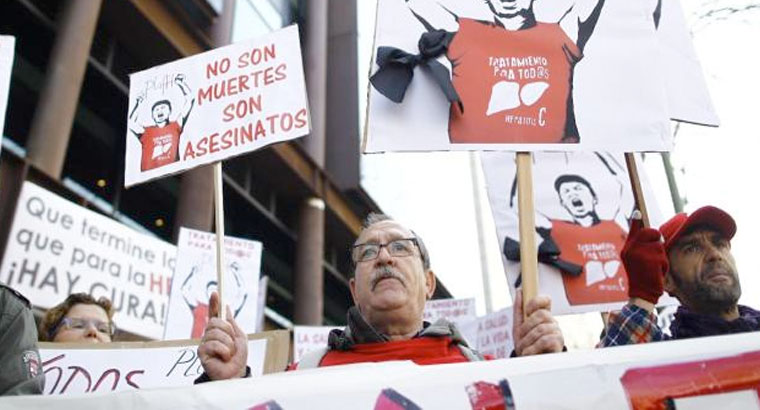 Afectados de Hepatistis C en el TS: Presentan querella contra Mato y Alonso