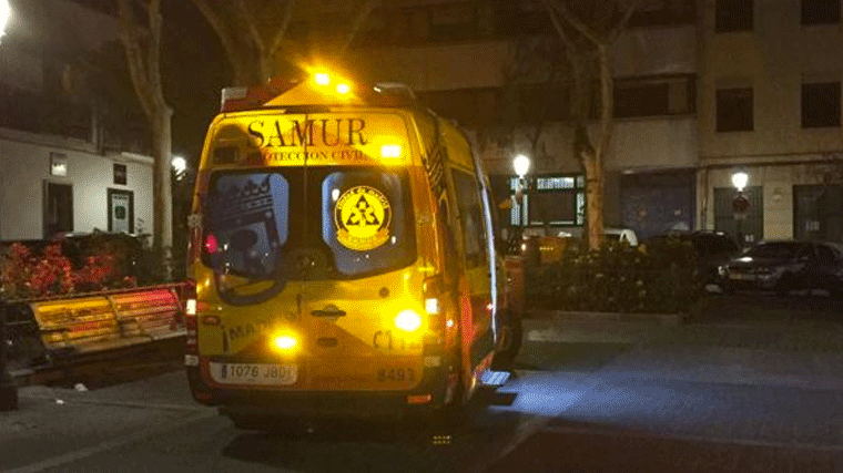 Cinco jóvenes heridos en una reyerta a las puertas de una discoteca en Vallecas