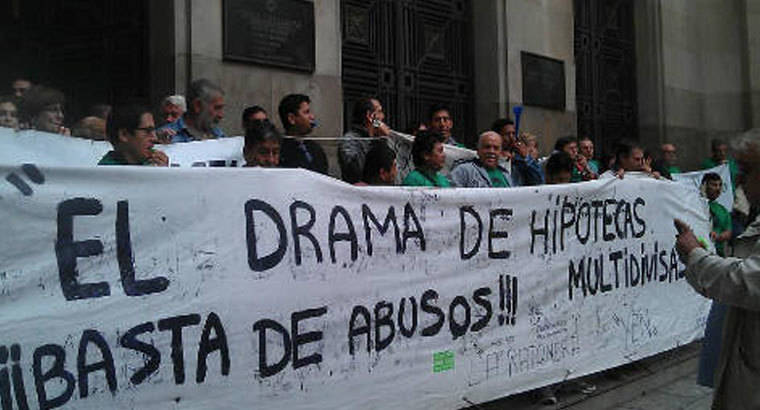 PAH-Madrid pide en los juzgados la paralización de 47 subastas hipotecarias