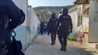 Detenido un hombre que se atrincheró y disparó al aire para evitar la demolición de un edificio