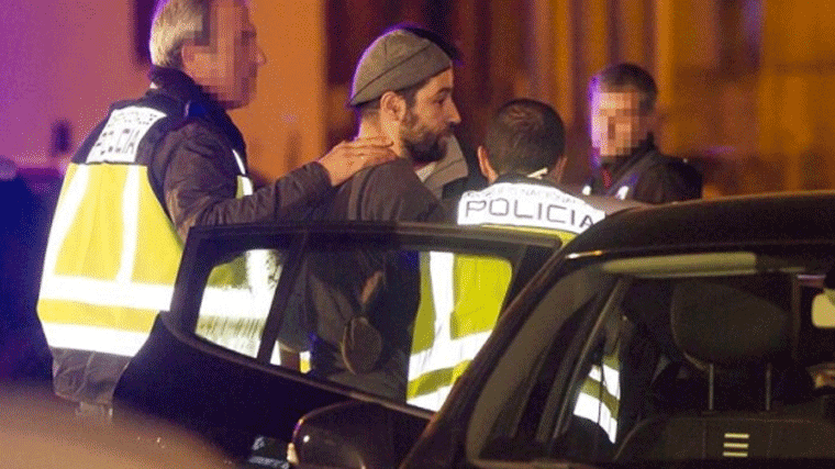 El juicio contra quien estrelló su coche contra la sede del PP será el 20 de abril