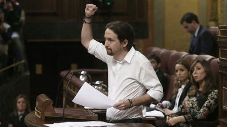 Iglesias depeja la X: 'El señor Felipe González tiene el pasado manchado de cal viva'