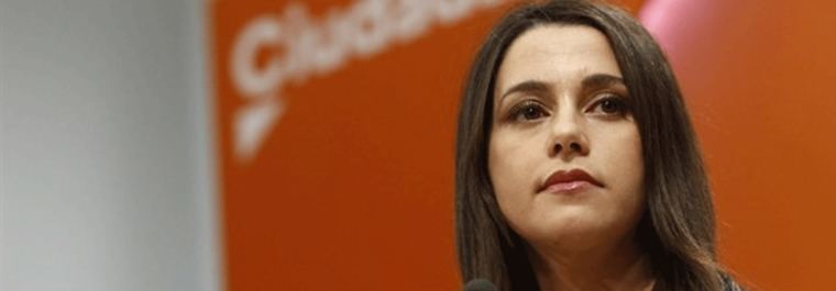 Arrimadas y su futuro: Negociar con Feijóo o ver morir a Ciudadanos