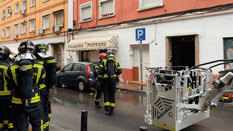 Herida una mujer y rescatada otra con discapacidad en el incendio de una vivenda