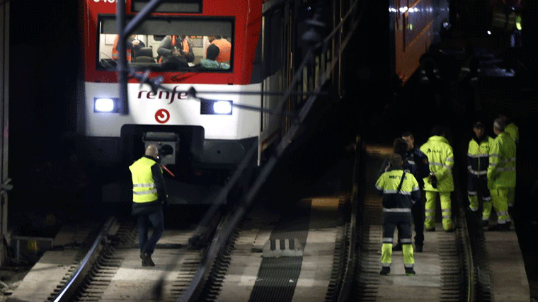 Madrid ve 'inadmisible' el incidente de Atocha: C-2, C-7 y C-8 afectadas, pasajeros desalojados y por las vías