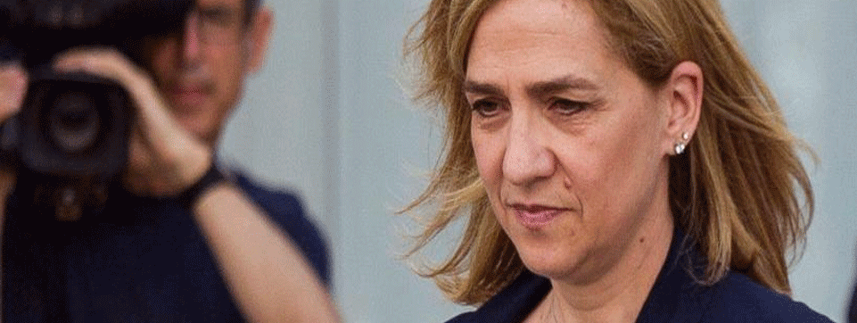 La Infanta llega a Barcelona a la espera de conocer si Urdangarín irá a prisión