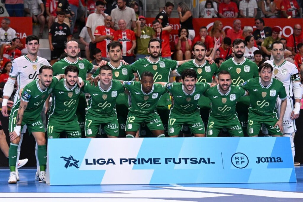 Invitaciones gratuitas para desempleados en el partido de futsal del sábado