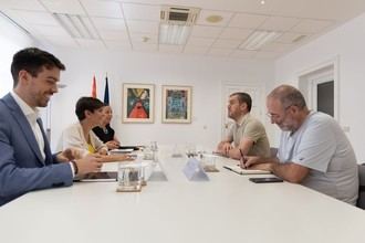 Colaboración entre Isabel Rodríguez y asociaciones para el derecho a la vivienda