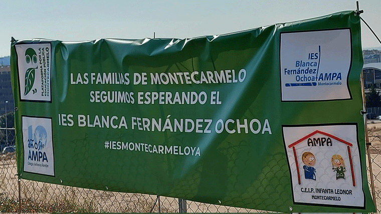 Familias rechazan el traslado al Pérez Galdos por el retraso del IES Fernández Ochoa en Montecarmelo