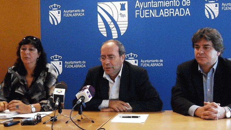 El PSOE revisará el acuerdo de gobierno con IU tras la condena de su portavoz