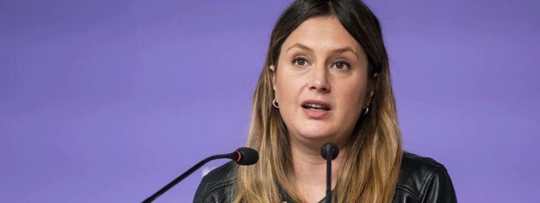 Podemos acusa al PSOE de 'traición' al feminismo y las ministras socialistas piden unidad