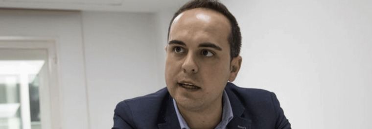 El Ayuntamiento ordena el cese de 500 pisos turísticos
